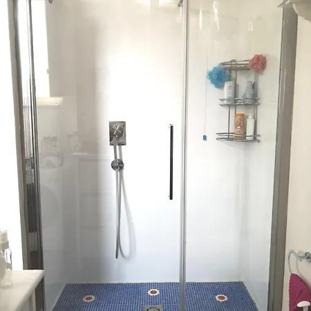 Unconventional * Roma